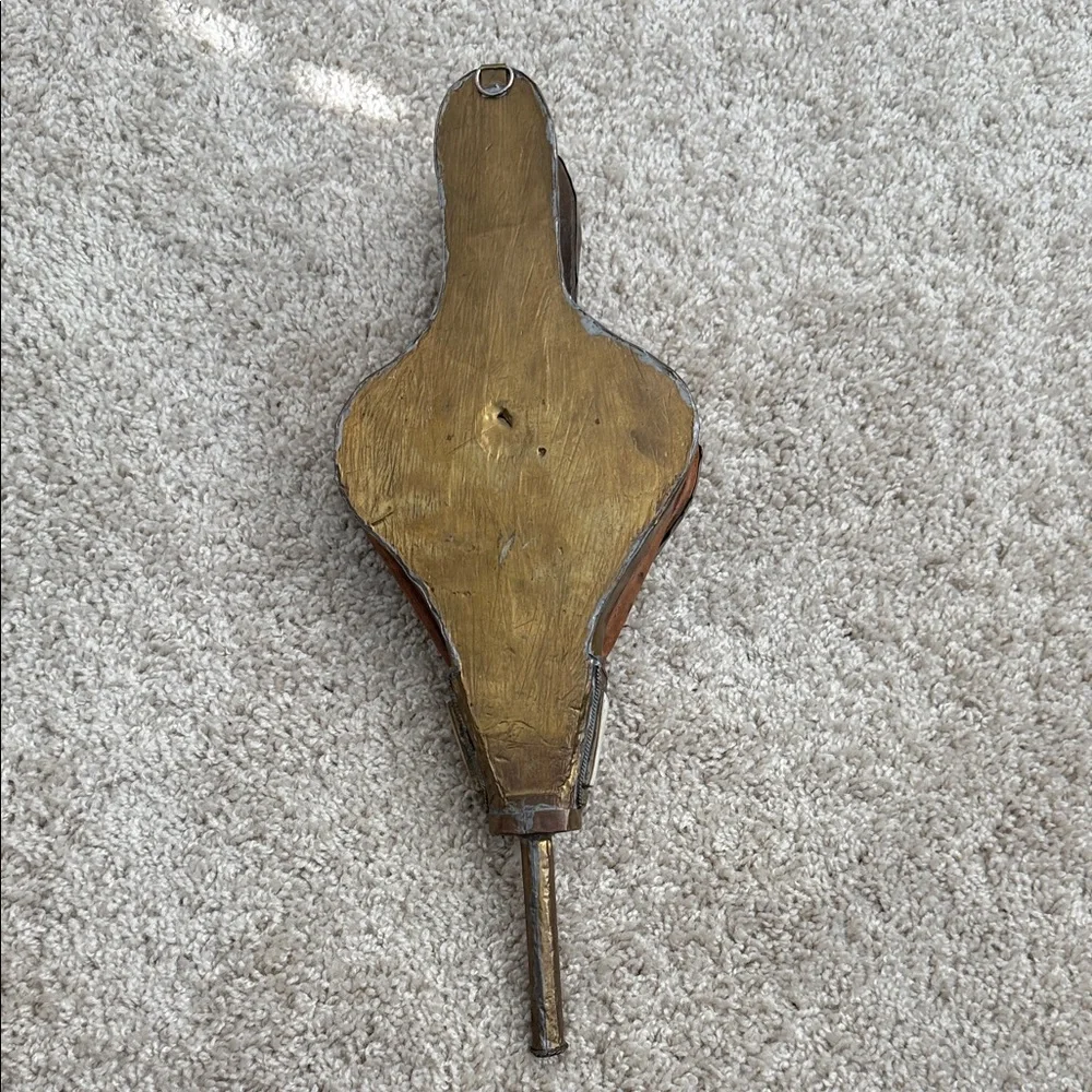 Artistic Antique Bellows Stones with leather sides - Picture 4 of 9